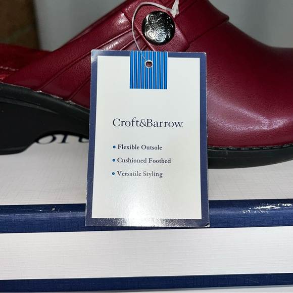 Croft & Barrow red faux leather slide-on clogs NEW - 7.5 - Picture 5 of 11